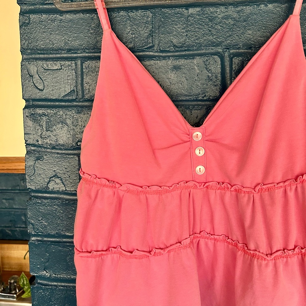 Chelsea &‎ Violet Pink Tank with Button Accents - Picture 4 of 8